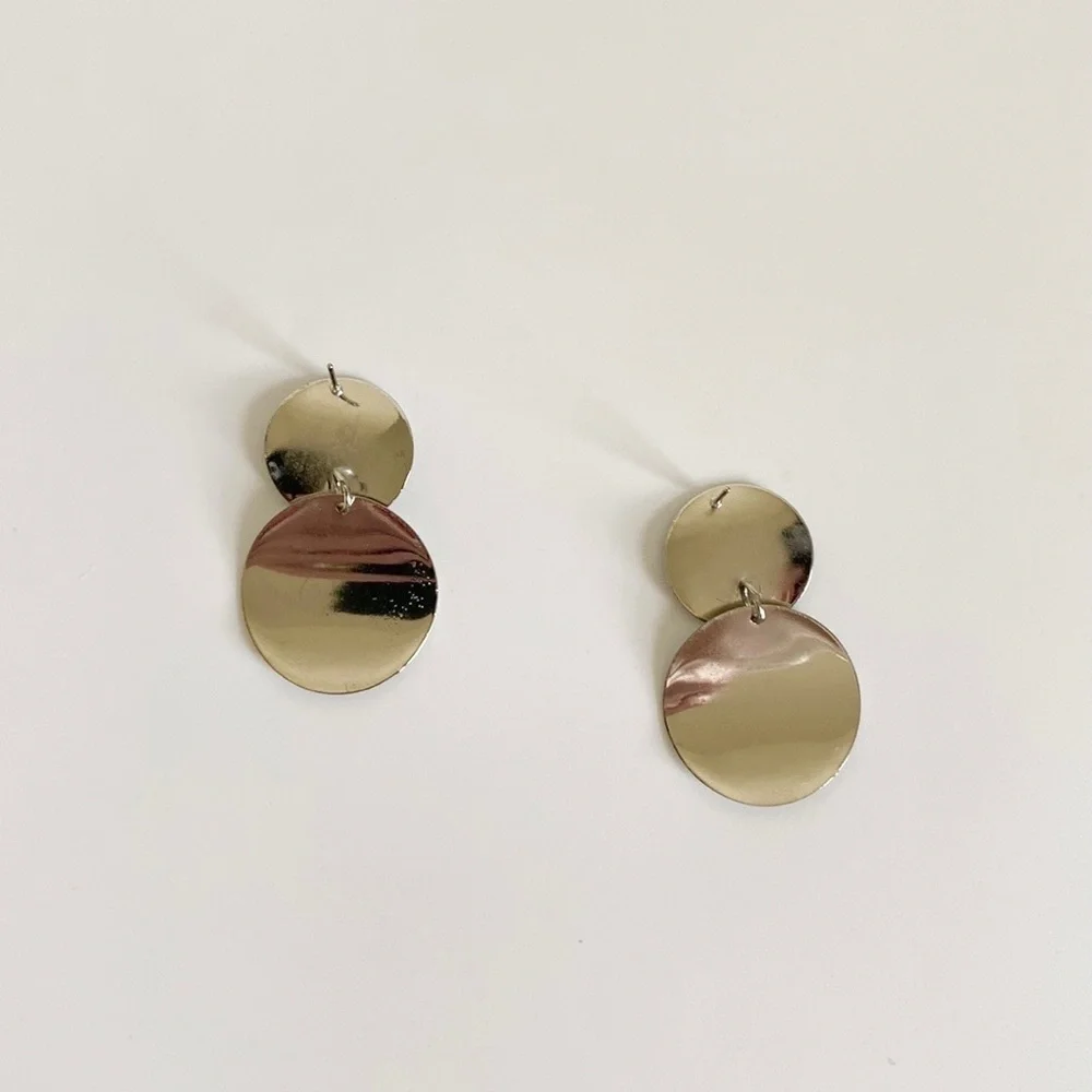 Silvia Statement Earrings (silver color)